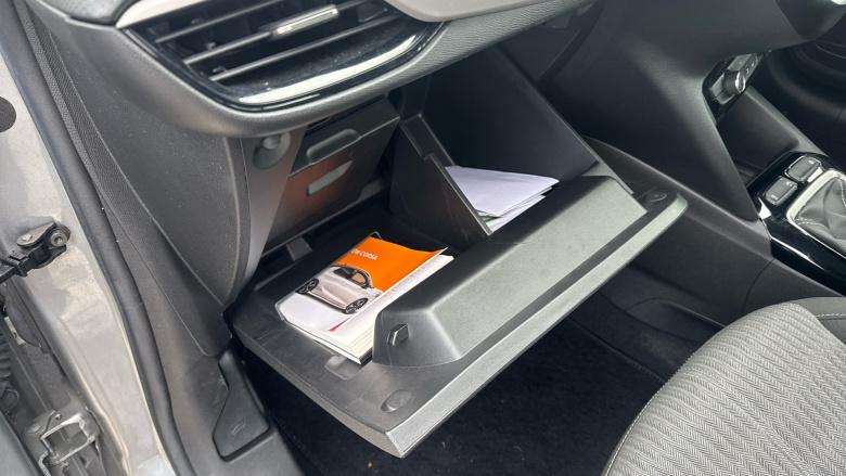 Vauxhall Corsa 1.2 SE 5dr Petrol Hatchback